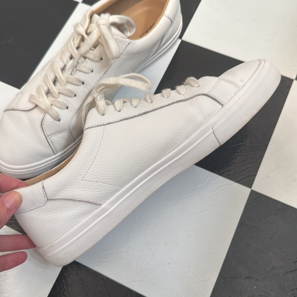 Lucky Brand - CUTE white sneakers - Picture 2 of 7